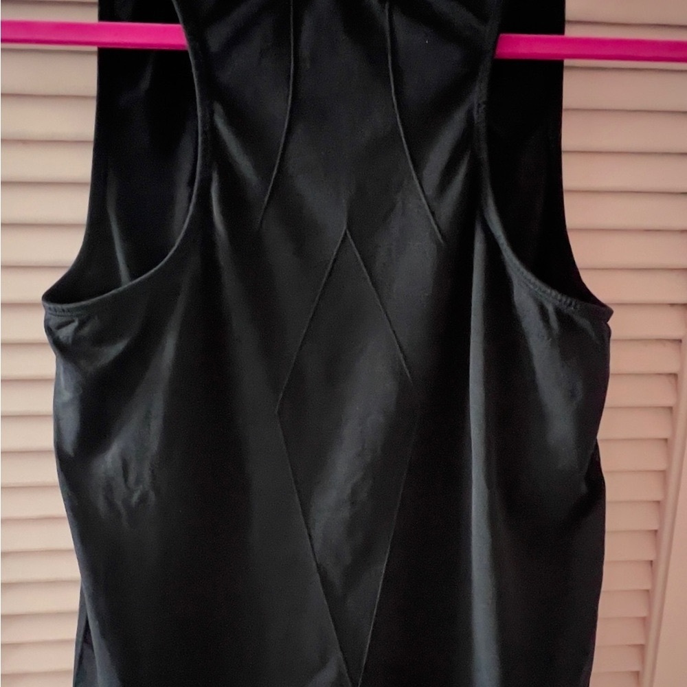 Womens Sleeveless Black Atheletic Racerback Active Sports Tank Top Size L